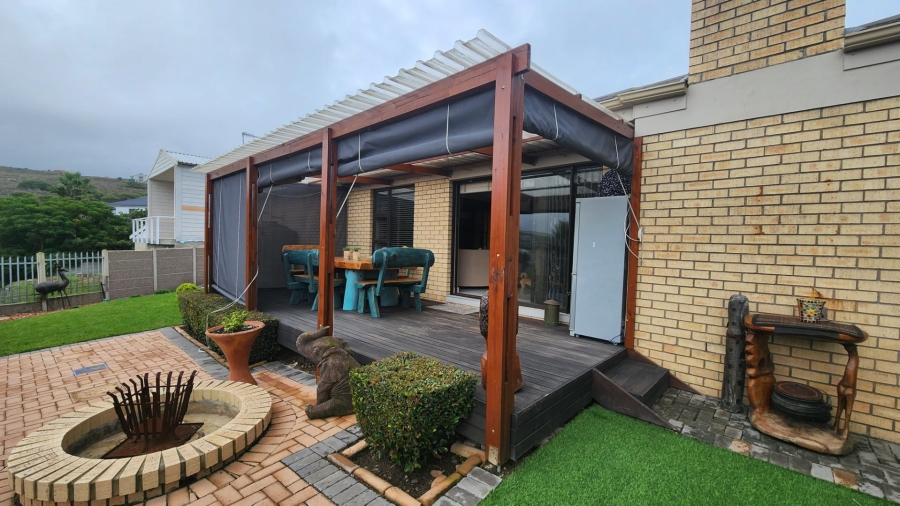 3 Bedroom Property for Sale in Seemeeu Park Western Cape